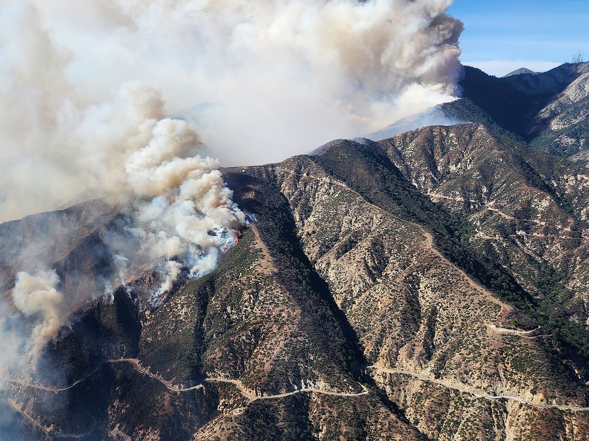 The Eaton Fire burning on the slopes above Altadena, January 8, 2025